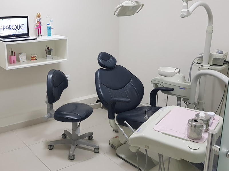 Foto 2 de J & F Odontologia