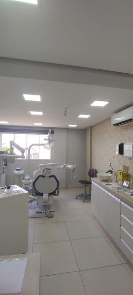 Foto 3 de Jéssica Farias Cirurgiã Dentista