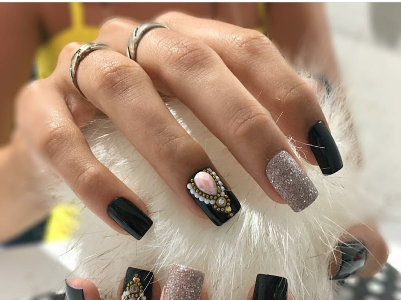 Foto 2 de Jheimy Bronze