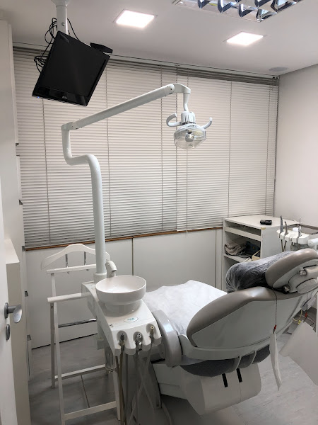 Foto 3 de João Julio da Cunha e Luciana Carvalho da Cunha - Odontoplast Clínica Med e Odont