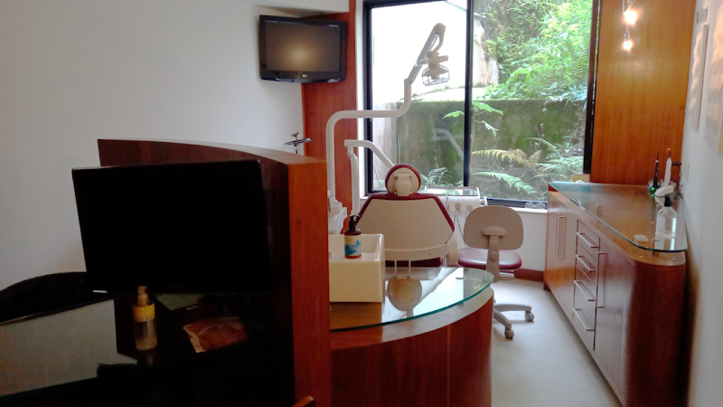 Foto 3 de Jonas Noel - Dentista em petrópolis