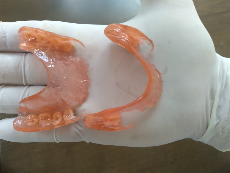 Foto 2 de Jonatan Vieira Prótese Dentária