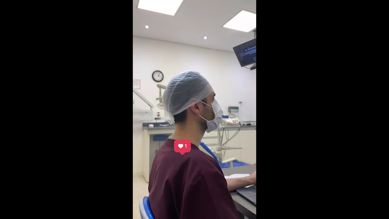 Foto 3 de Jonathan de Carvalho e Camila Henn - Cirurgiões Dentistas em Porto Alegre