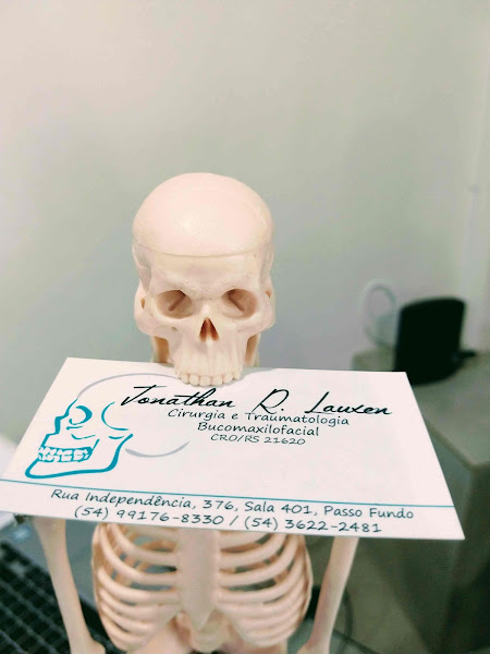 Foto 3 de Jonathan Lauxen - Cirurgião Dentista