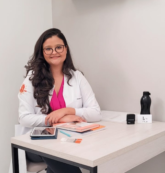 Foto 3 de Josiane Gonçalves - Cirurgiã Dentista BH