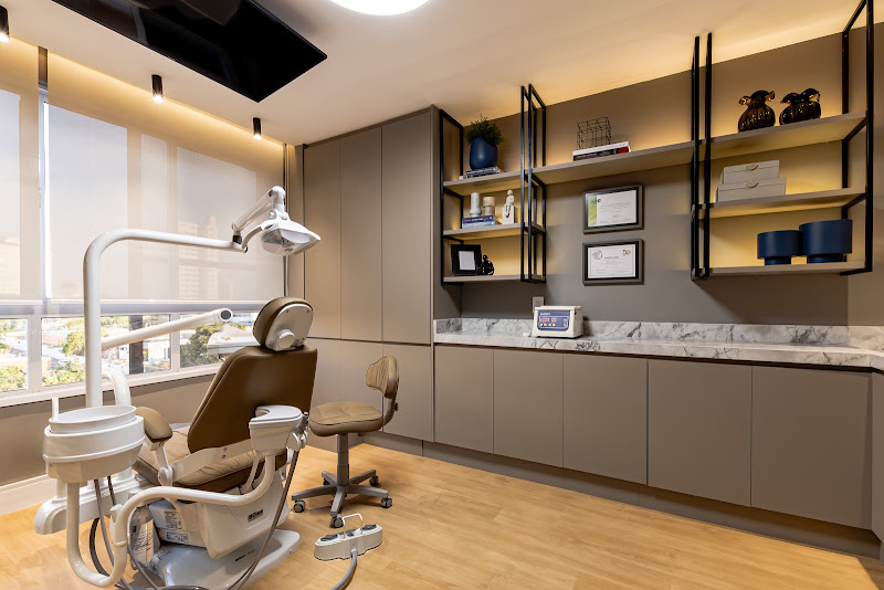 Foto 3 de Joy Odonto | Implantes dentários