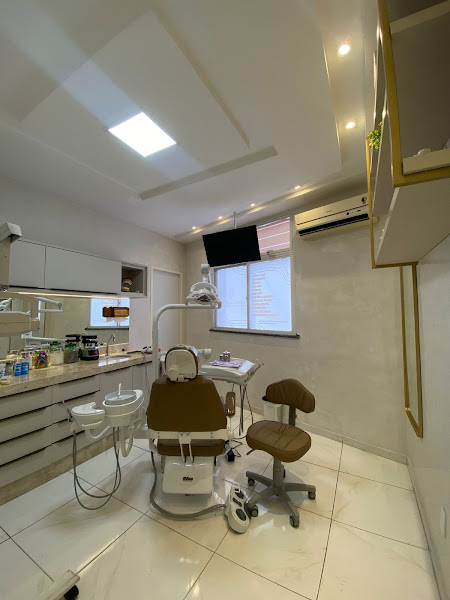 Foto 2 de Júlia Corrêa - Odontologia Especializada