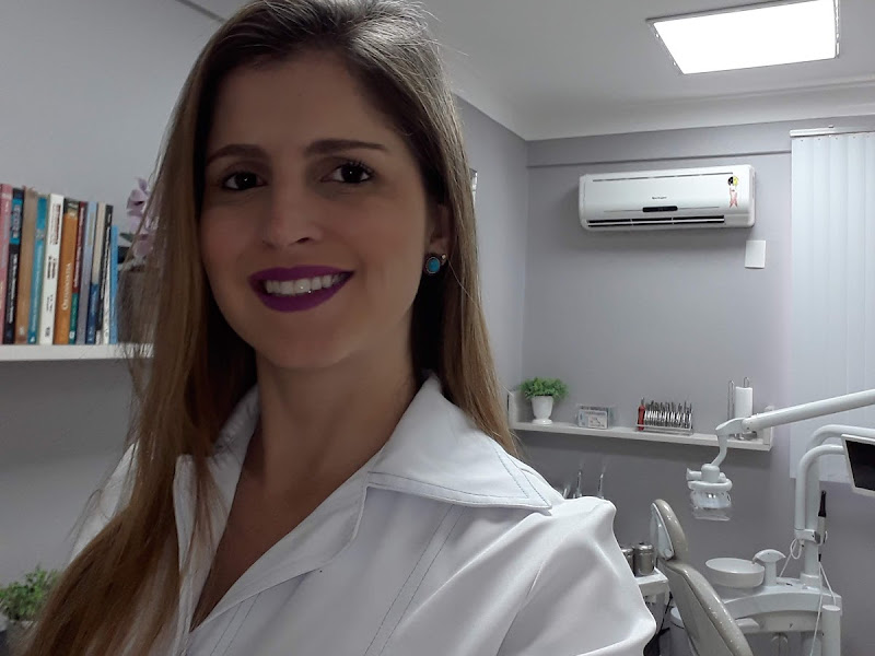 Foto 3 de Juliana Lucena Cirurgiã Dentista