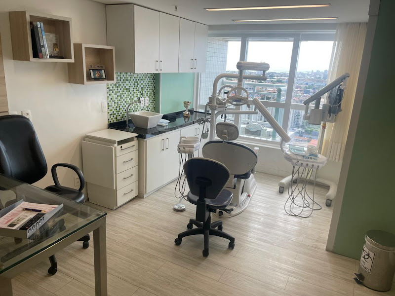 Foto 4 de Juliana Neves Endodontia (FJ Clinic Odontologia Especializada)