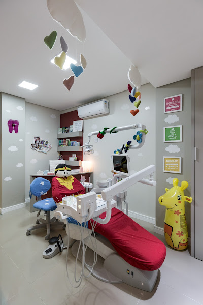 Foto 2 de Juliane Severo Odontopediatria