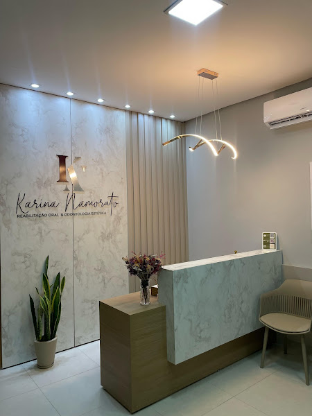 Foto 2 de Karina Namorato - Reabilitação Oral e Estética