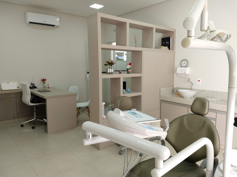 Foto 2 de Kathya Semencio Odontologia
