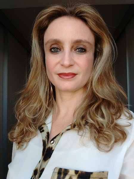 Foto 2 de Keila Surama Alves de Oliveira