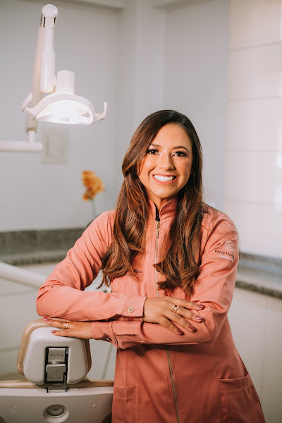 Foto 2 de Kenia Monteiro Ortodontia