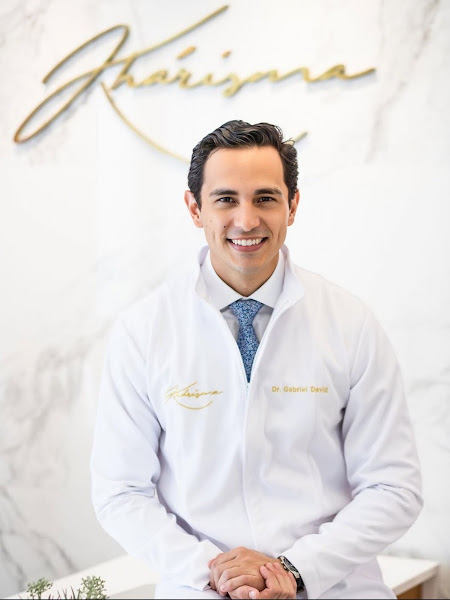 Foto 2 de Khárisma Odontologia | Reabilitação Oral com Dr. Gabriel David