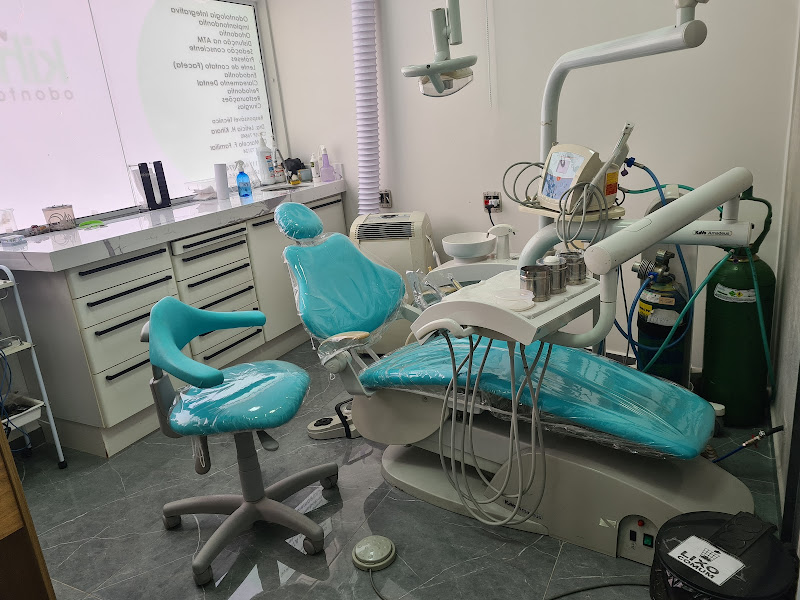 Foto 3 de Kihara Odonto Clinic - Dr Letícia Kihara e Marcelo Familiar | Implantes, Aparelho e Próteses Dentarias