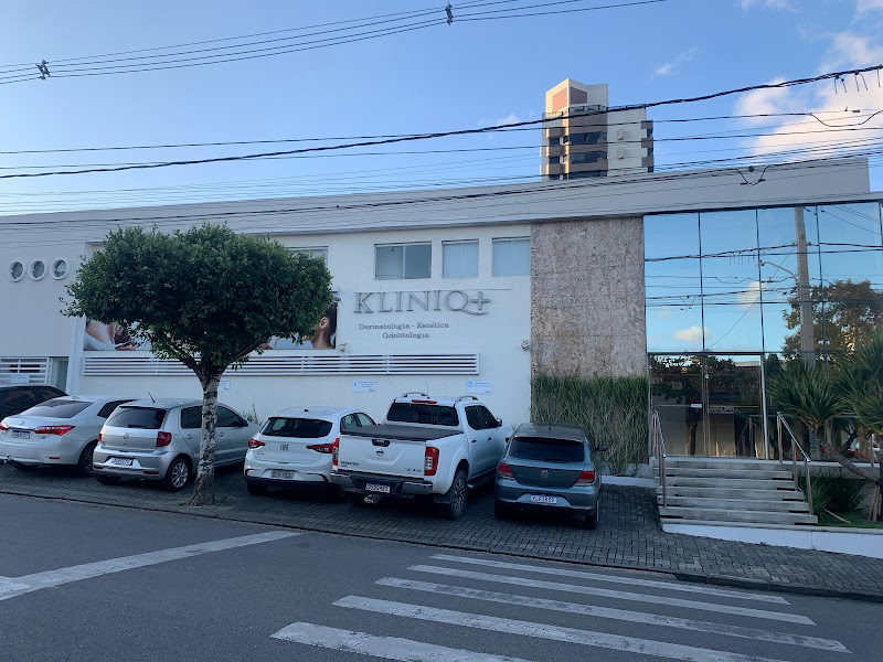 Foto 2 de Kliniq+ | Facetas | Implantes | Botox | Ronco e Apneia | Invisalign Campina Grande