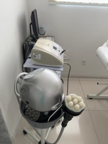 Foto 3 de Kliniq+ | Facetas | Implantes | Botox | Ronco e Apneia | Invisalign Campina Grande