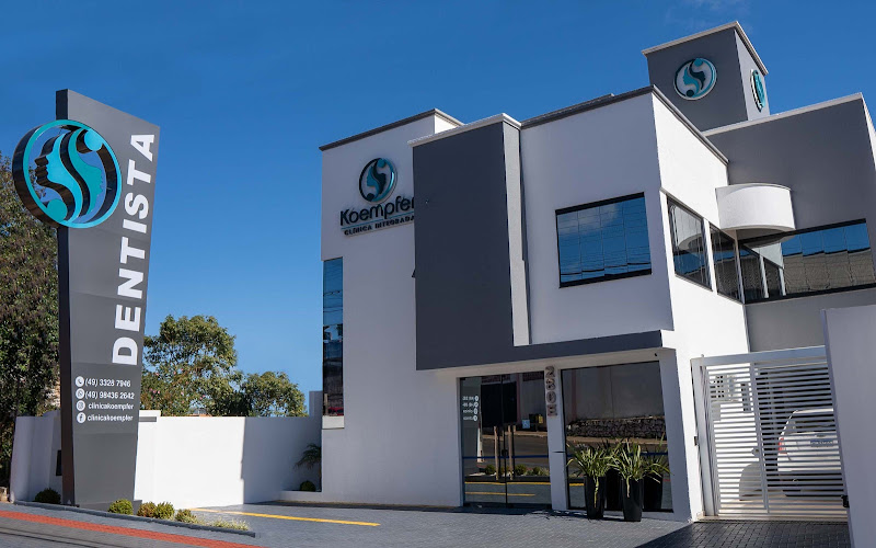 Foto 2 de Koempfer Odontologia | Dentista em Chapecó SC | Implante Dentário