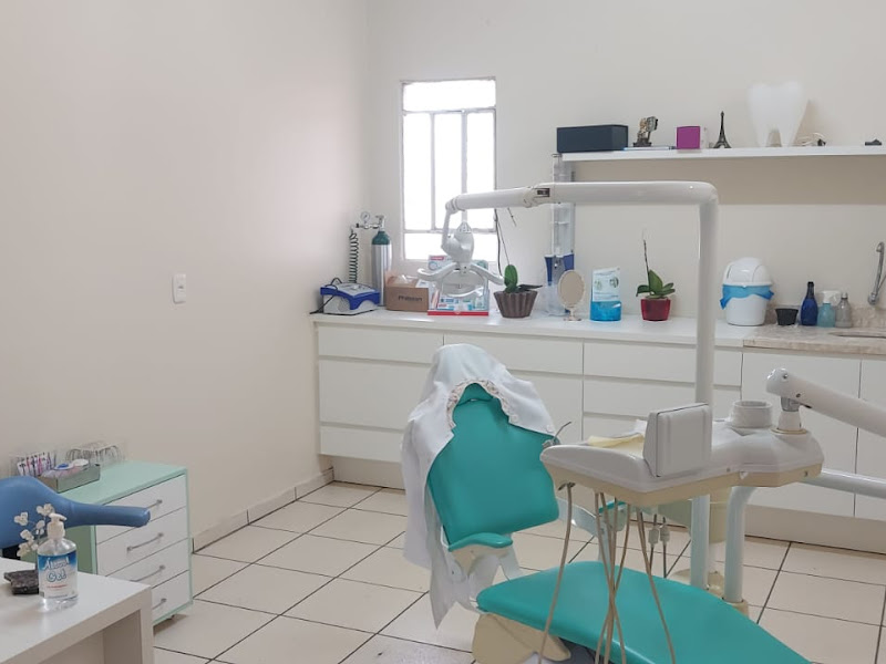 Foto 6 de L&C ODONTOLOGIA | Dentista Caxias do Sul | Alinhadores Invisíveis | Ronco | Facetas | Implantes | Próteses | Clareamento