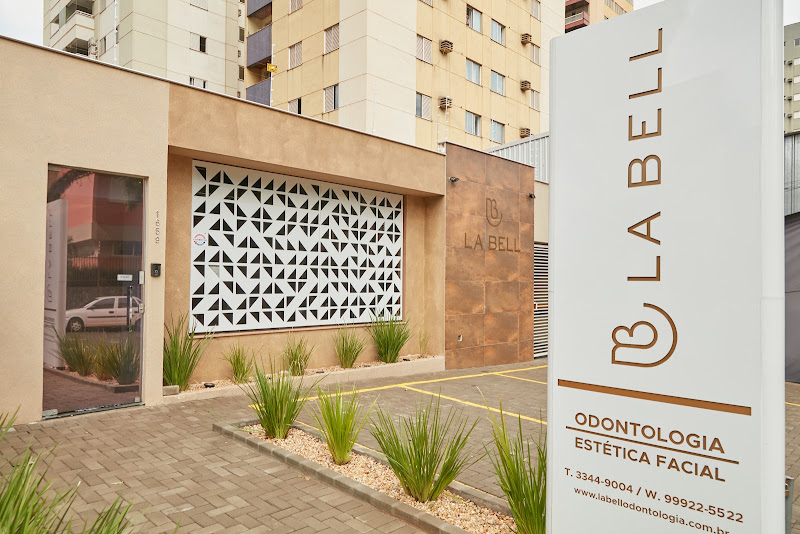 Foto 2 de La Bell Odontologia | Ortodontia e Lentes Dentárias