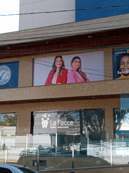 Foto 2 de La Facce Clínica Odontológica