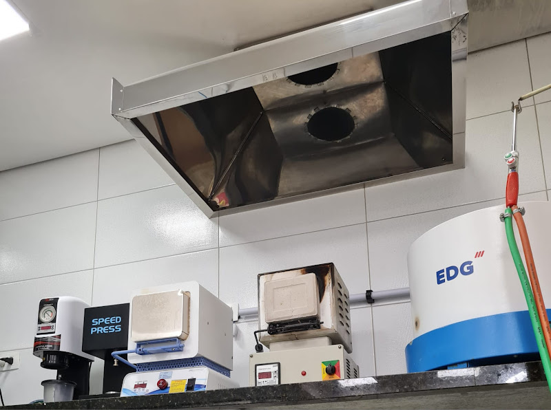 Foto 3 de Laboratório de Prótese Dentária Kania - Protocolo Acrílica, Metalocerâmica, Metal Free