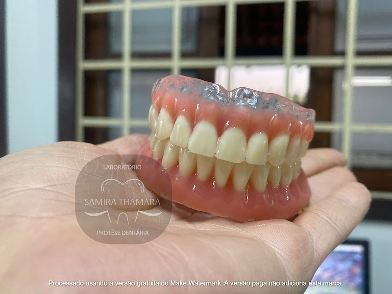 Foto de Laboratório de Prótese Dentária ST