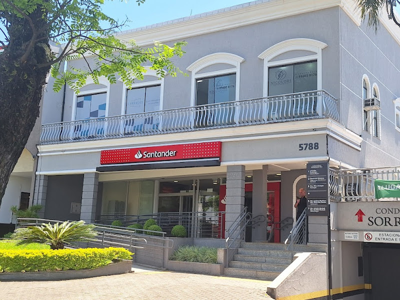 Foto de Labrades Laboratório Radiológico Dentário Especial