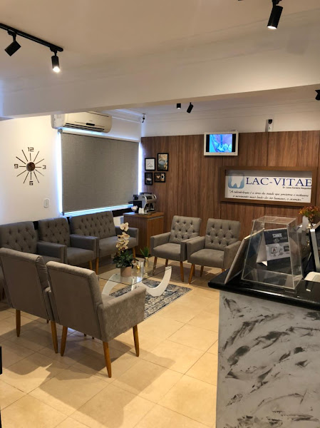 Foto 3 de Lac-Vitae Dentista