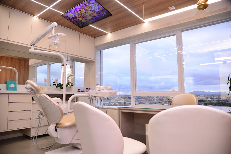 Foto 3 de LaClin Odontologia