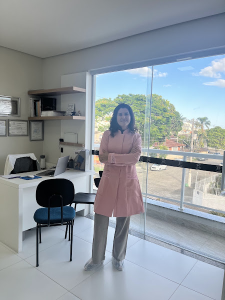 Foto 2 de Lana Alves Odontologia
