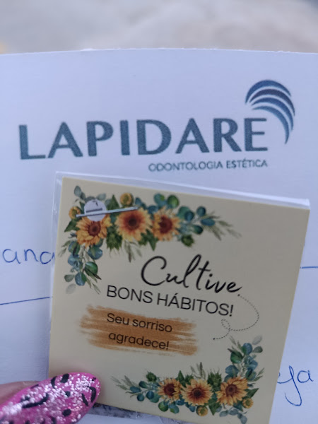Foto 2 de Lapidare Odontologia Estética