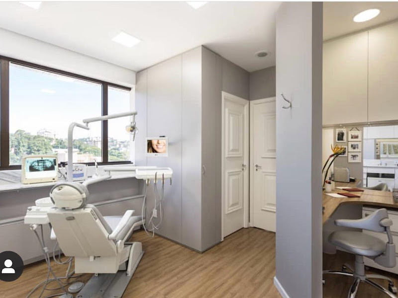 Foto 2 de Larissa Bittencourt Odontologia Especializada