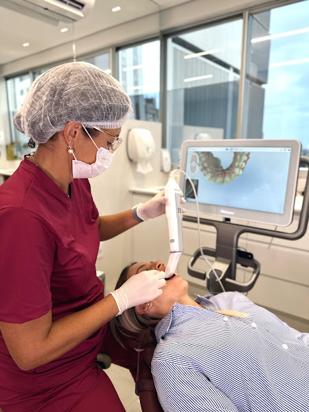 Foto 2 de Larissa Caetano - Dentista (Ortodontia e Ortopedia Facial)