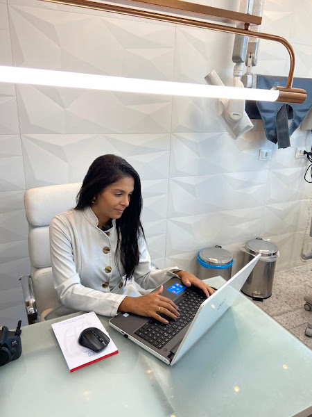 Foto 2 de Larissa Holanda Odontologia