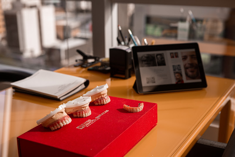 Foto 3 de Lessen Dental Clinic