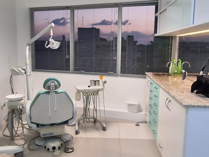Foto 2 de Letícia Bergozza - Cirurgiã-dentista