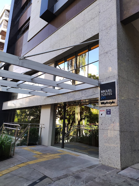 Foto 2 de Letícia Jacoby - Ortodontia