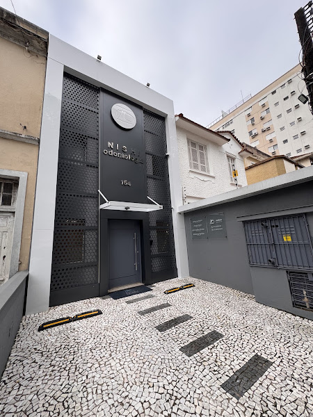 Foto 2 de Letícia Skurtinski Odontologia