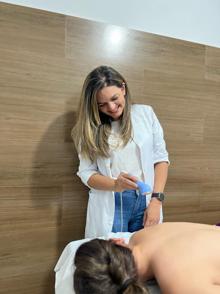 Foto 2 de Lia Araújo - Massoterapia e Quiropraxia Marília - SP