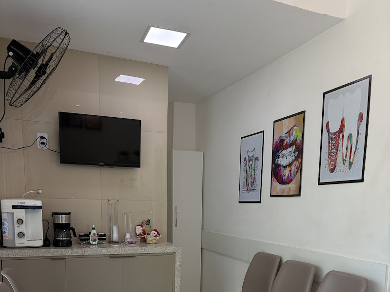 Foto 9 de Lilian Lordelo - Odontologia Integrada