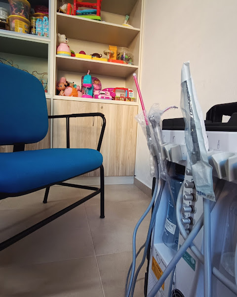 Foto 2 de Lise Ferraz - Odontologia Domiciliar