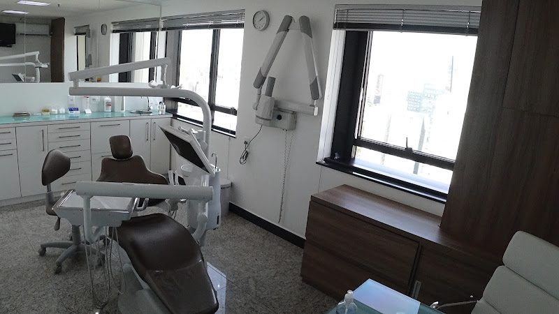 Foto 3 de Livia Morelo Odontologia