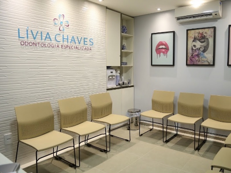 Foto 2 de Livya Castro - Odontologia Especializada
