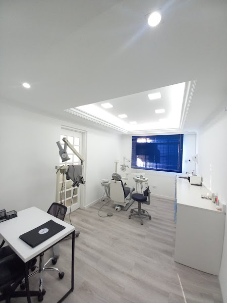 Foto 2 de LL Odontologia Especializada - Unidade 1