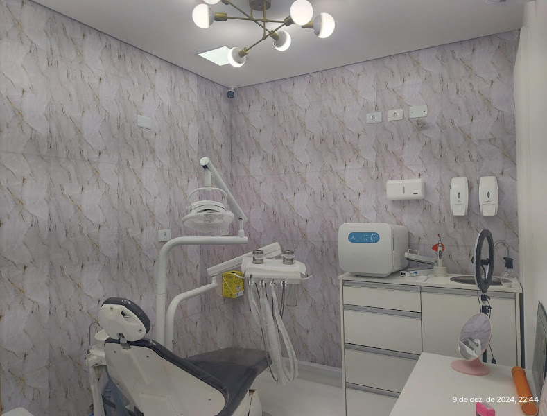 Foto 3 de LM Odontologia / Harmonização Facial