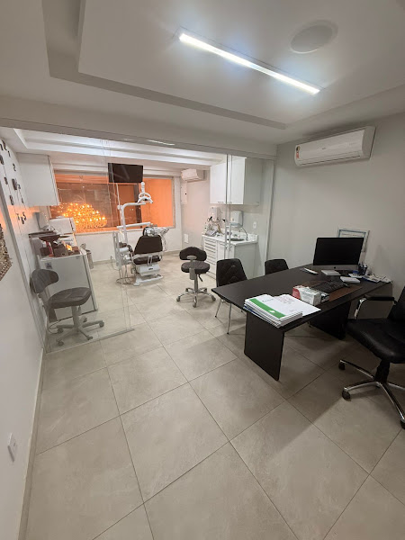 Foto 2 de Lombardi Odontologia