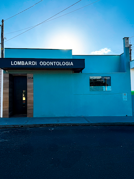 Foto 2 de Lombardi Odontologia-Dra Daniele Lombardi