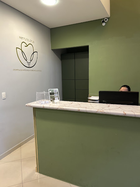 Foto 2 de Lottus Clinic